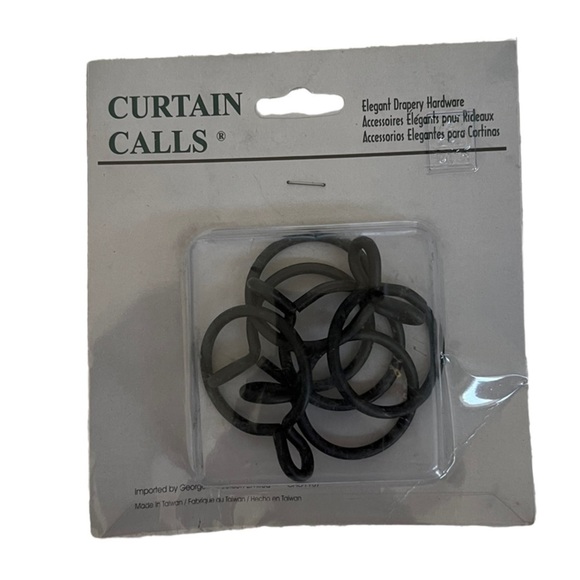 New Curtain Calls 6 black wrought iron decorative rings. - Picture 1 of 1